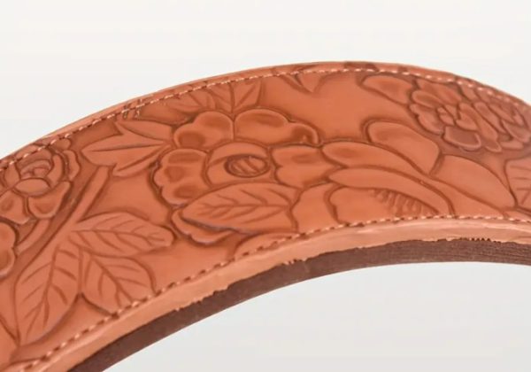 Naturfärgat präglat läderhalsband - Bild 2